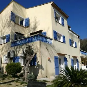 Séjour chez l'habitant Les Volets Bleus, Contes (Alpes-Maritimes)